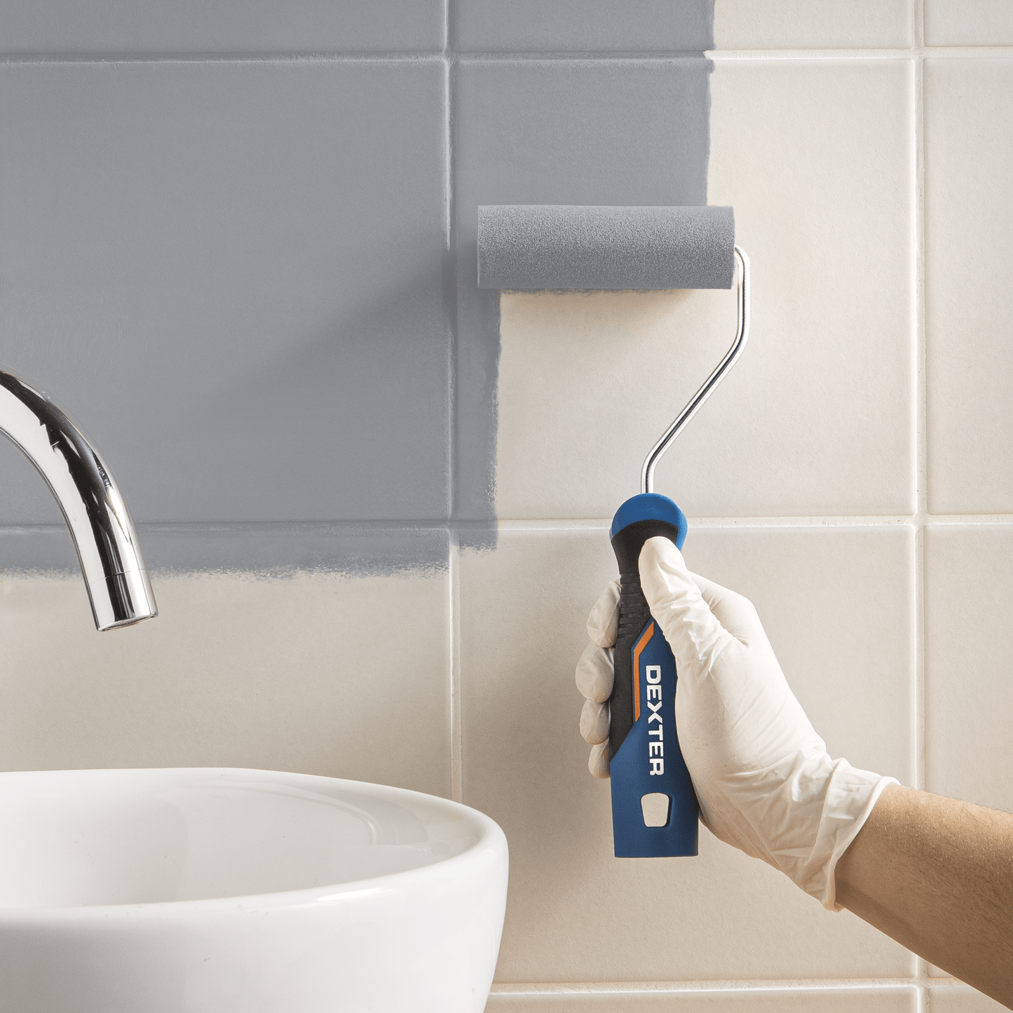 Bricocenter SMALTO ACQUA PER MOBILI E PIASTRELLE CUCINA E BAGNO GRIGIO GRANIT 3 SATINATO LUXENS 750 ML