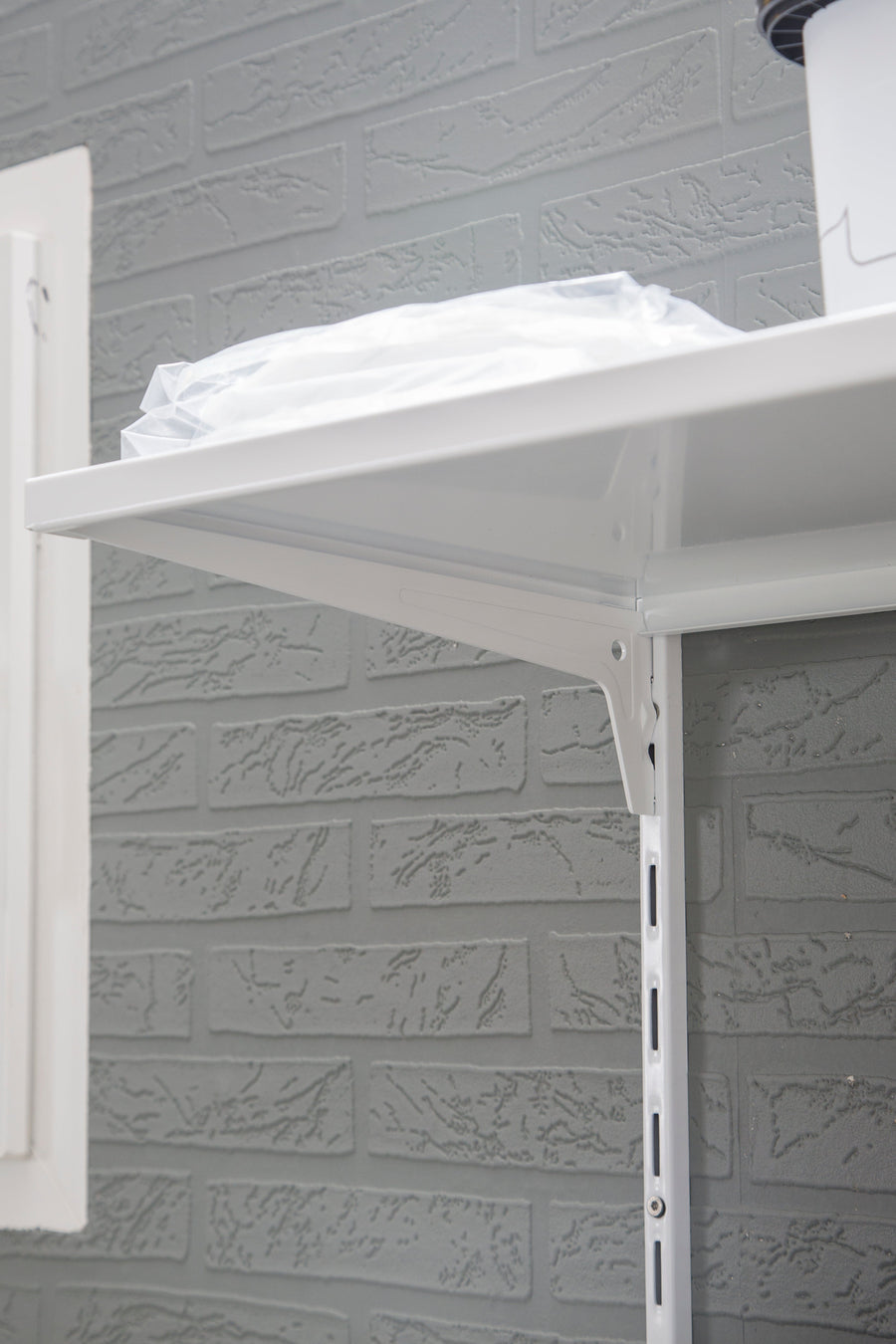 Bricocenter KIT 2 SINGLE RACKS 50 CM 4 SHELF SUPPORTS 30 CM 2 METAL SHELVES 96X33X8 WHITE