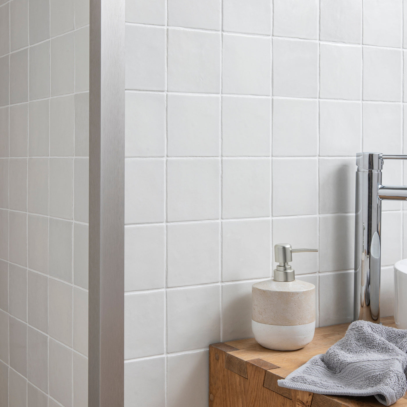 Bricocenter PROFILO ANGOLARE IN ALLUMINIO ANODIZZATO 40X40X1,5MM 1M NICHEL SPAZZOLATO
