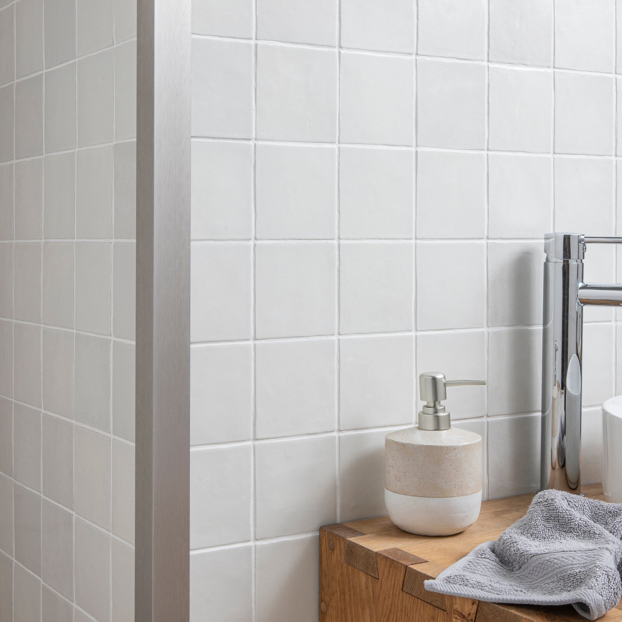 Bricocenter PROFILO ANGOLARE IN ALLUMINIO ANODIZZATO 40X40X1,5MM 1M NICHEL SPAZZOLATO