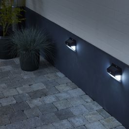 2 SOLAR SCONCES BEGUR PLASTIC BLACK 11.5X10.3X5.7CM LED 21W LIGHT FR WITH MOTION SENSOR