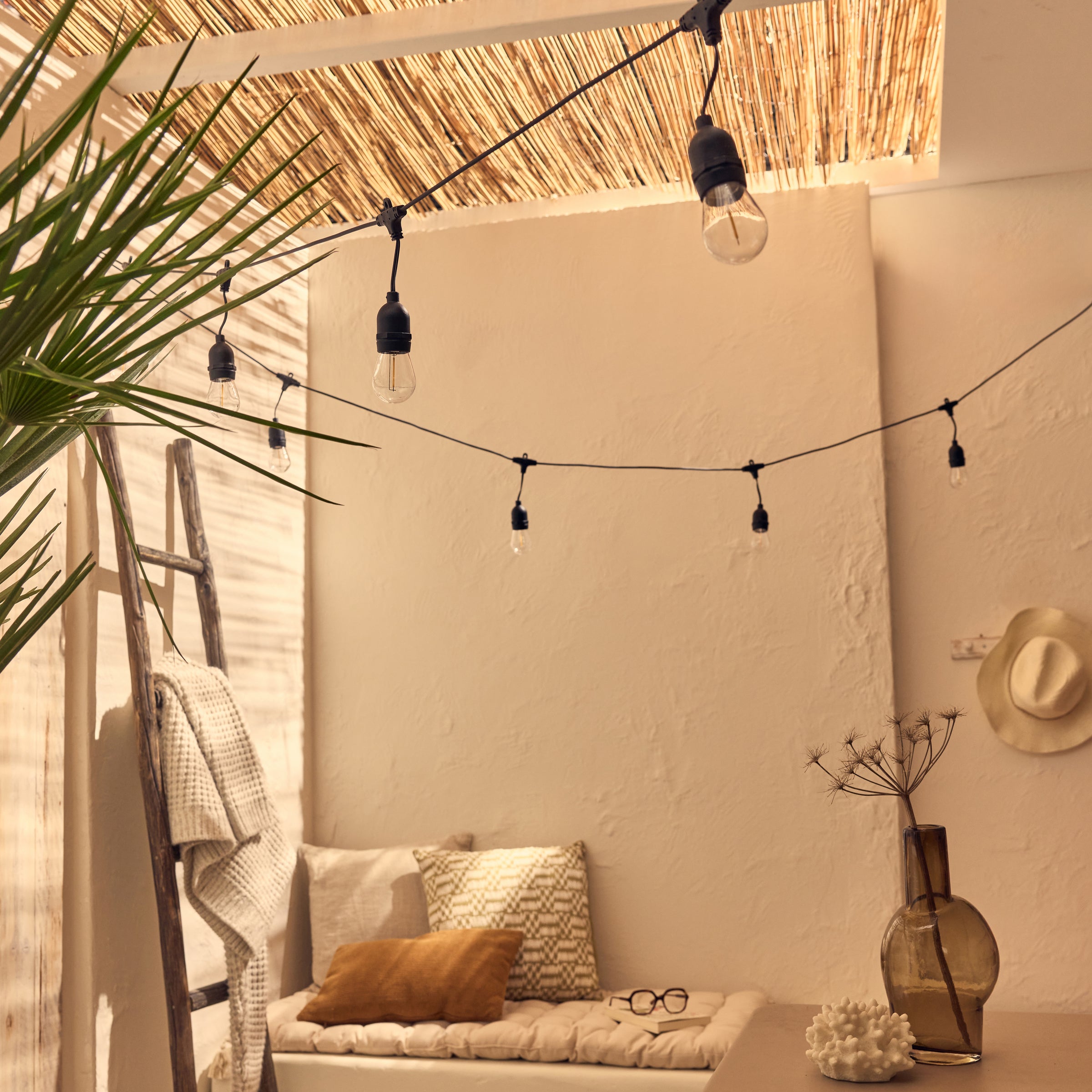 Glen LED string lights, 7.6 m, 10 x 44 lm, warm light, IP54