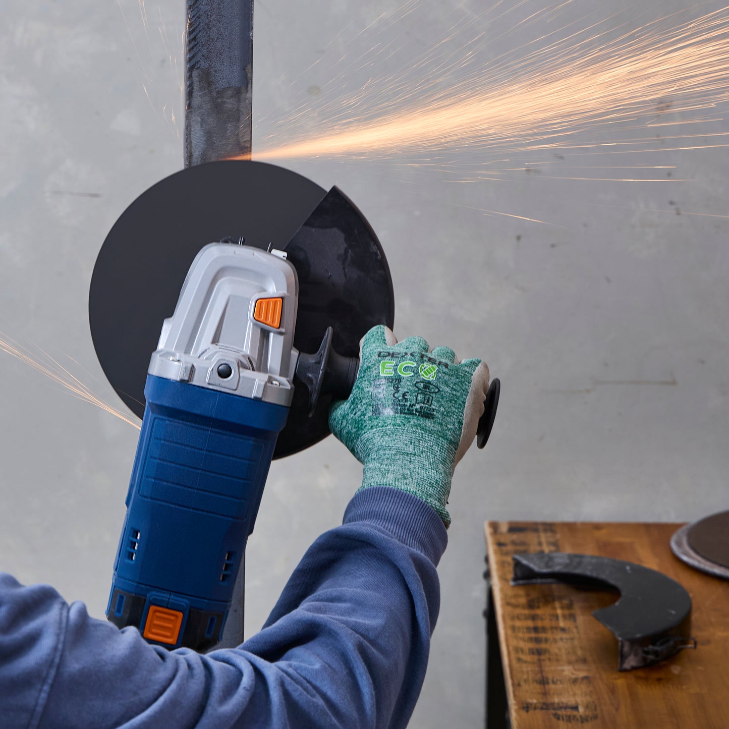 DEXTER ANGLE GRINDER 230MM 2100W
