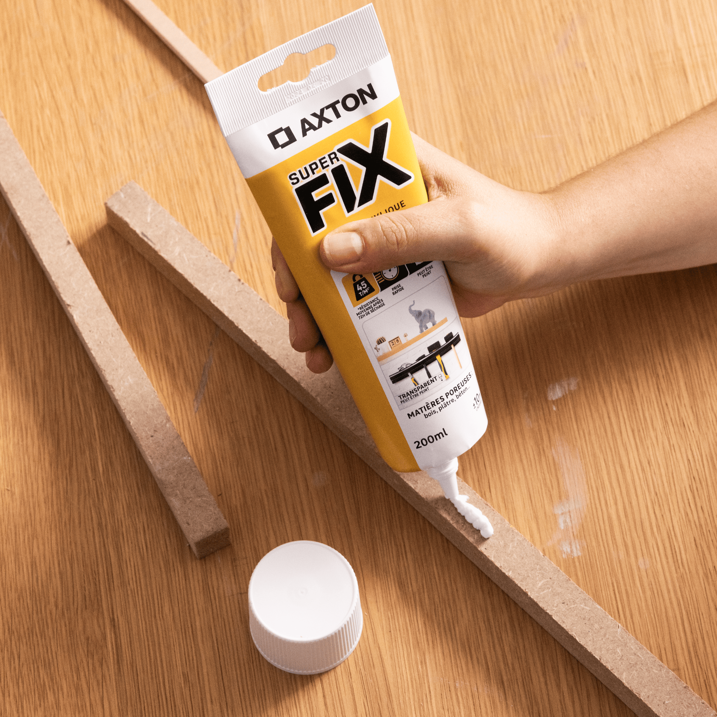 SUPER FIX MOUNTING GLUE AXTON TUBOD