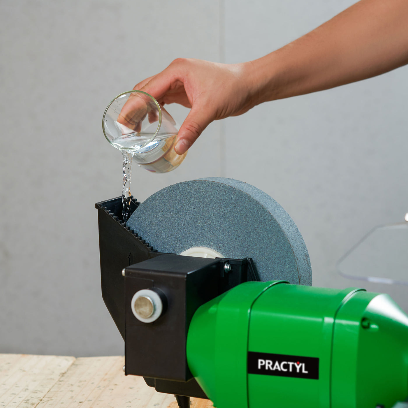 WET DRY BENCH GRINDER 250W