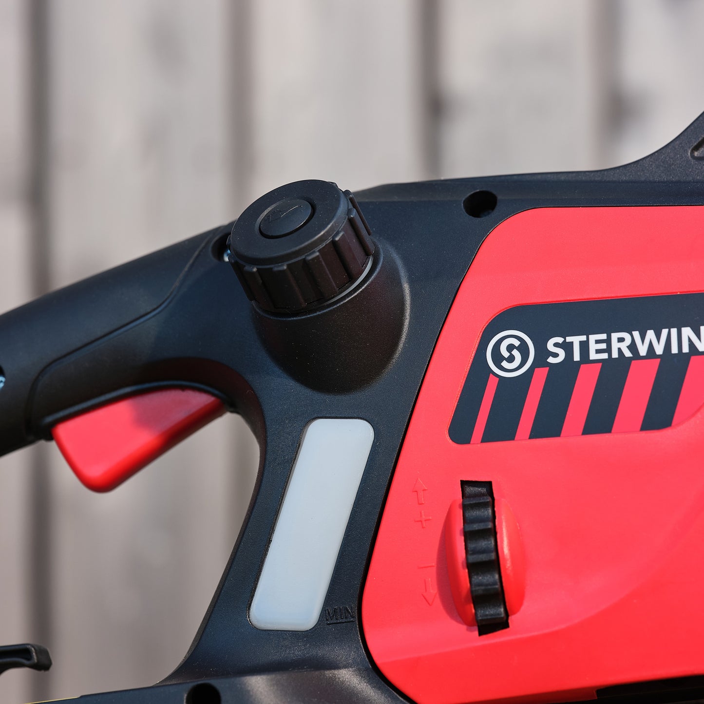 STERWINS 2000W ELECTRIC CHAINSAW 35CM BAR