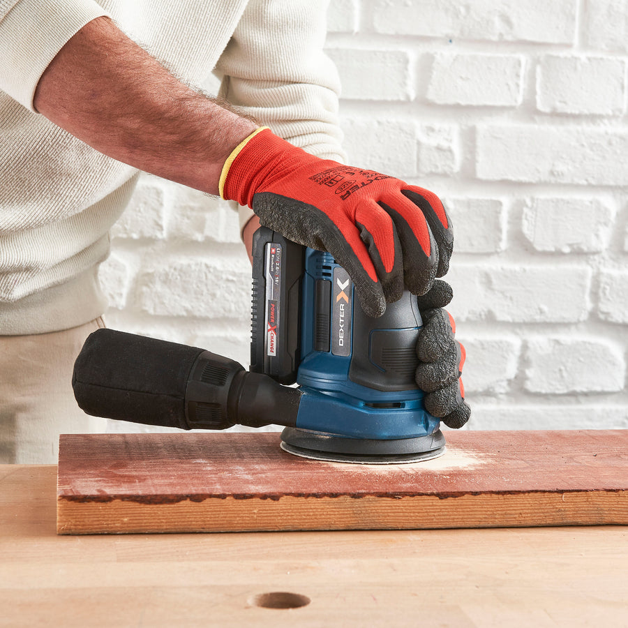 DEXTER 18V ORBITAL SANDER, 1 2AH BATTERY AND CHARGER