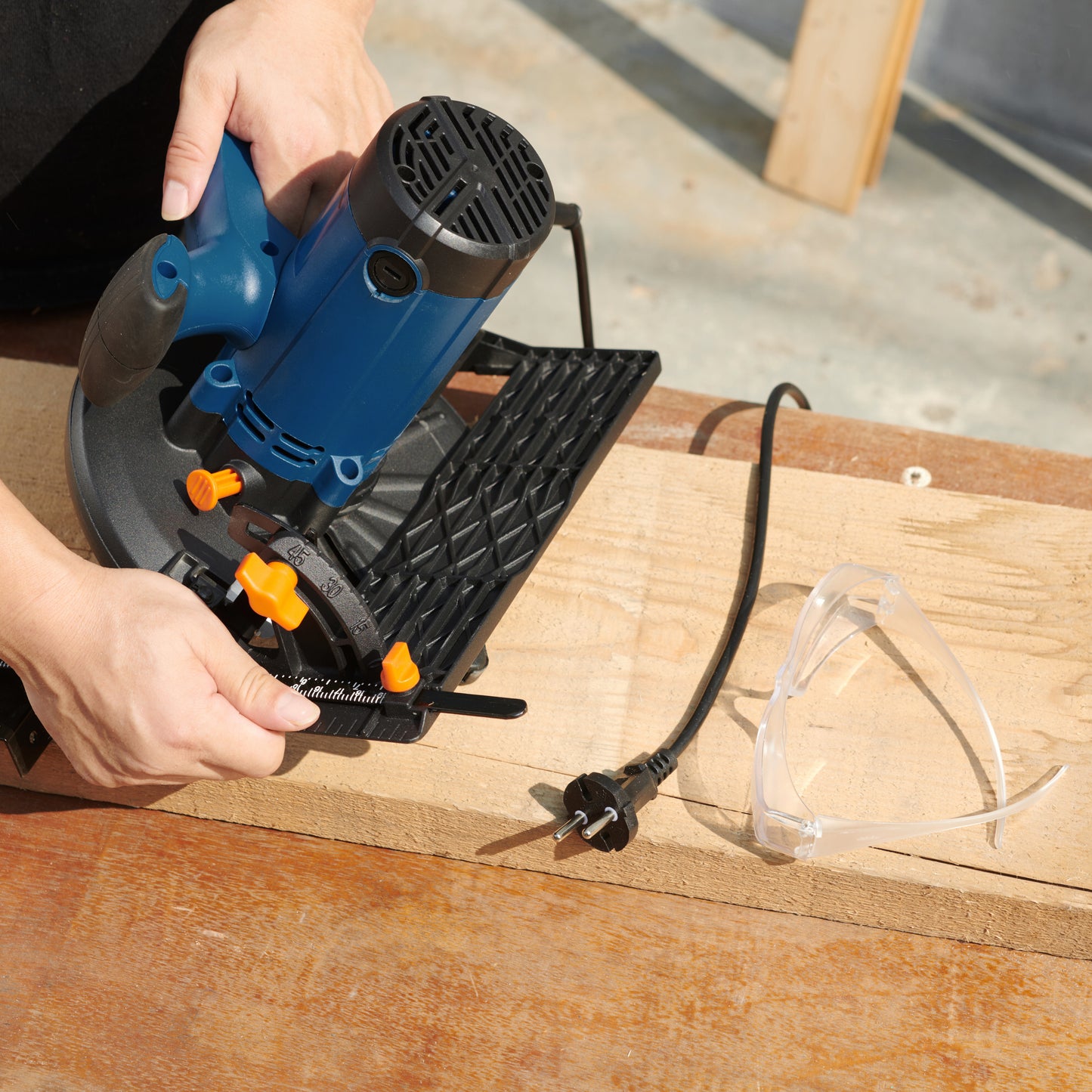 CIRCULAR SAW 190MM 1400W DEXTER