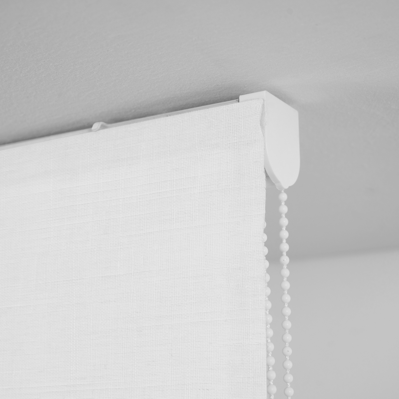 Fixing bracket for Teo and Charlina roman blinds