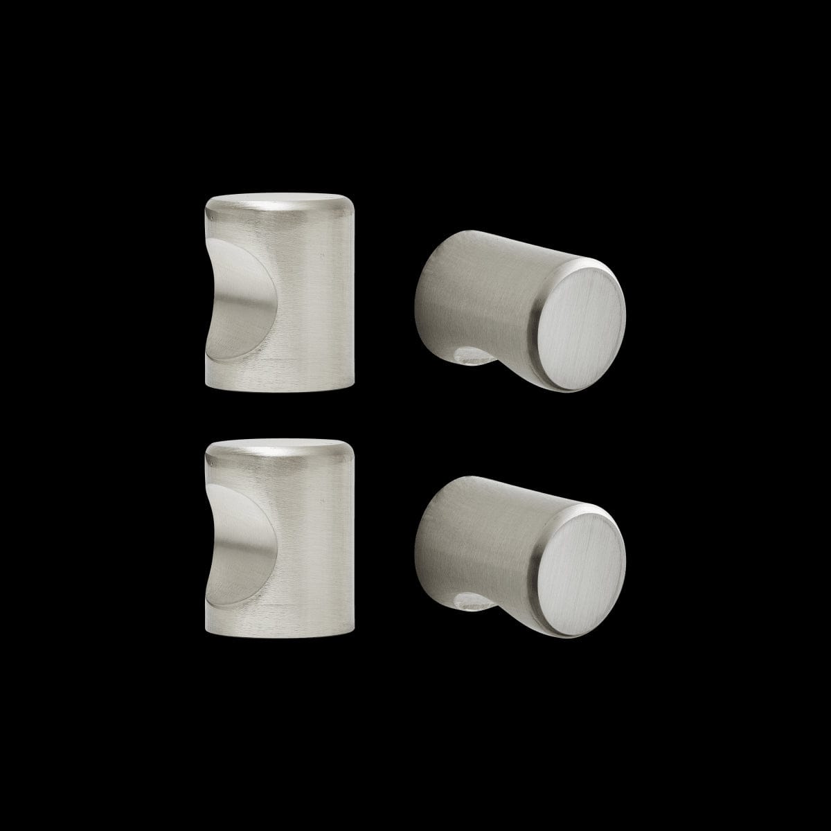 4 OMNA D 19.5MM BRUSHED NICKEL KNOBS