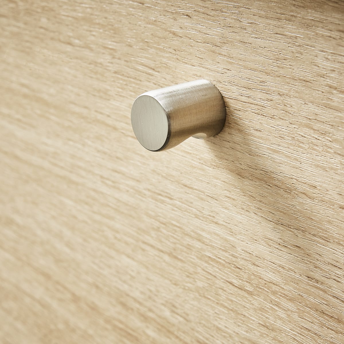 1 OMNA D 19.5MM BRUSHED NICKEL KNOB