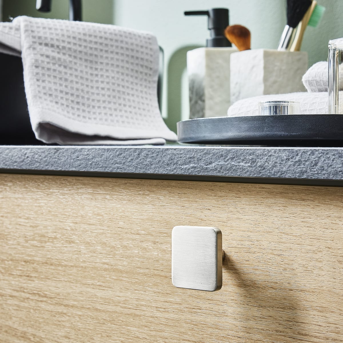 1 KEO 40 MM BRUSHED NICKEL KNOB