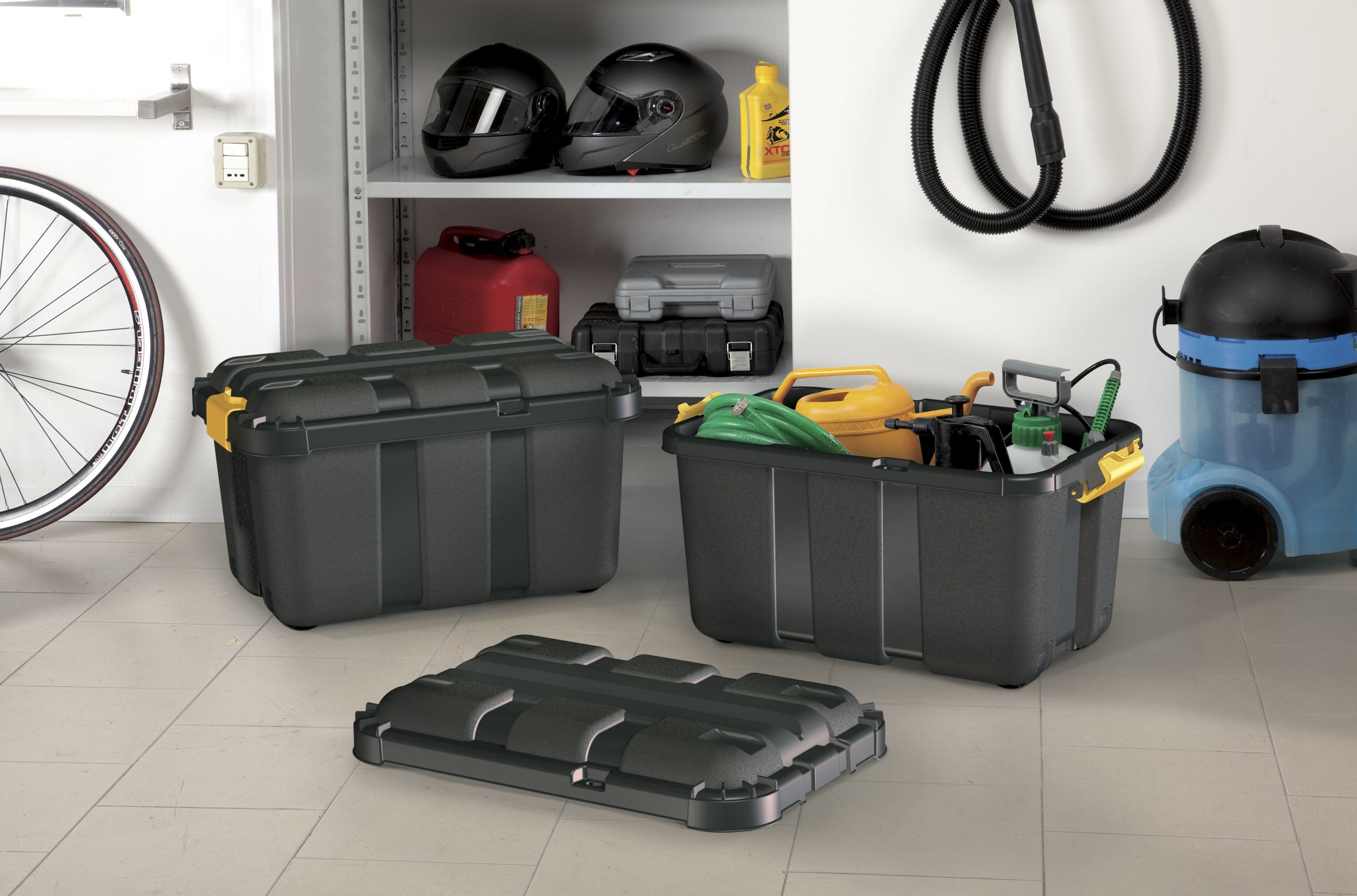 Boxone container with lid, L59 x W39 x H35 cm, 50 litres, black/yellow