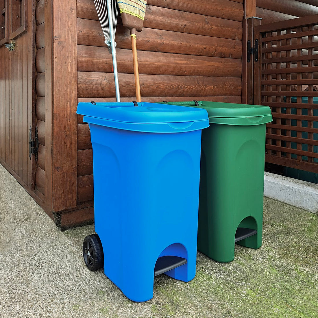 GREEN URBAN SYSTEM 60LT PEDAL DUSTBIN WITH WHEELS