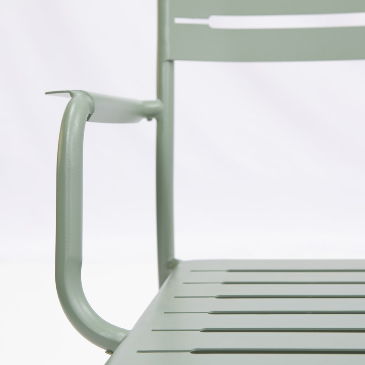 CAFE II STEEL LOW ARMCHAIR WITHOUT CUSHION GREEN