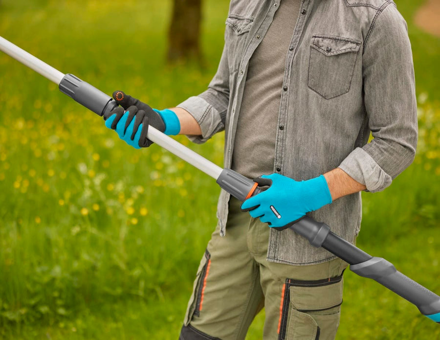 Bricocenter GARDENA BATTERY-operated GARDENA TELESCOPIC TRACKER HighCut 250/18V P4A