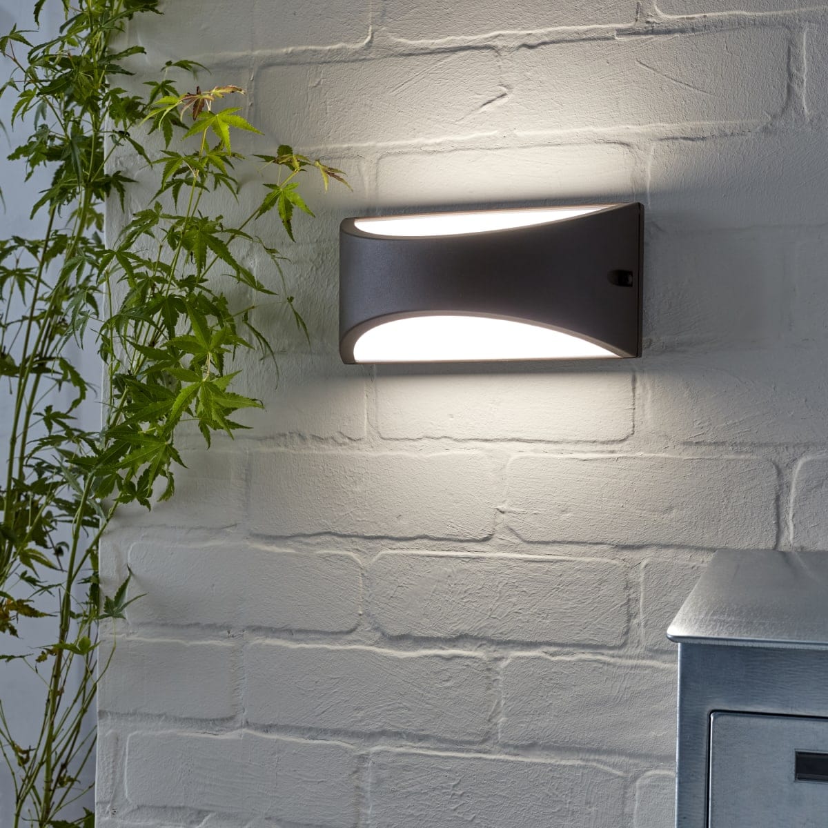 Bricocenter APPLIQUE GIJION ALLUMINIO MARRONE 33x9.8x10CM LED 10W LUCE NATURALE IP54