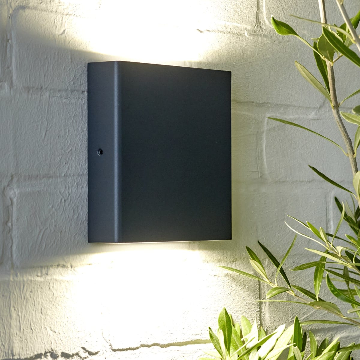 Bricocenter WALL LIGHT ANYA GREY ALUMINIUM 14X14.1X3.3CM LED 7.5W NATURAL LIGHT IP54