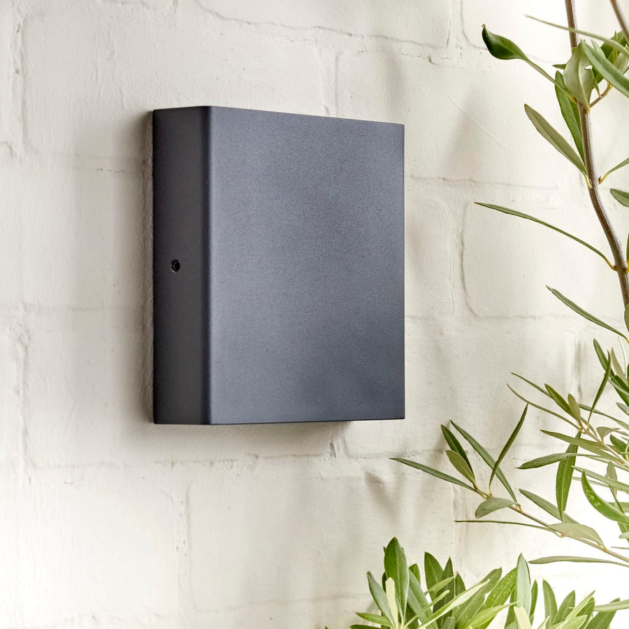 Bricocenter WALL LIGHT ANYA GREY ALUMINIUM 14X14.1X3.3CM LED 7.5W NATURAL LIGHT IP54