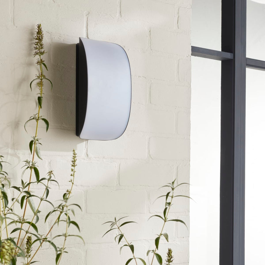 Bricocenter APPLIQUE ARTEMISA ALLUMINIO NERO 13x8.5x23CM LED 4.7W LUCE NATURALE IP54