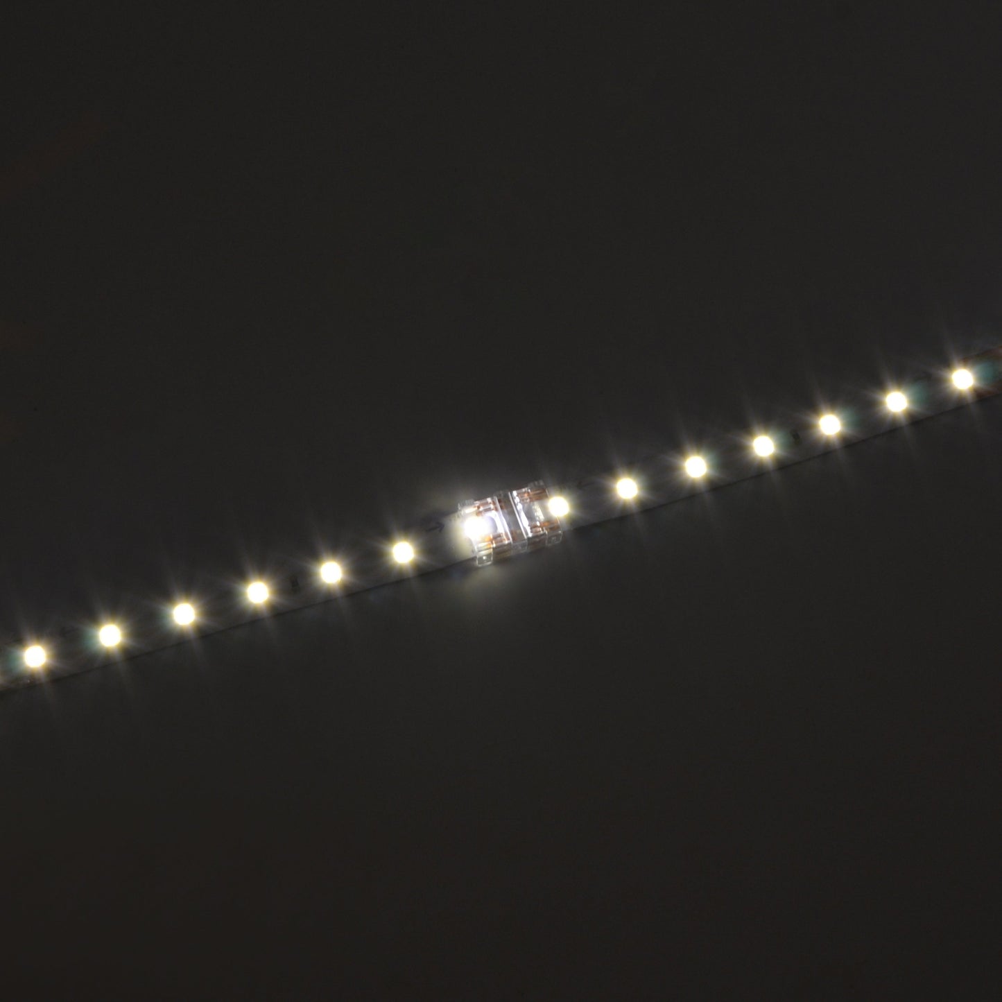 CONNETTORE PIEGHEVOLE PER NASTRO LED DA ESTERNO