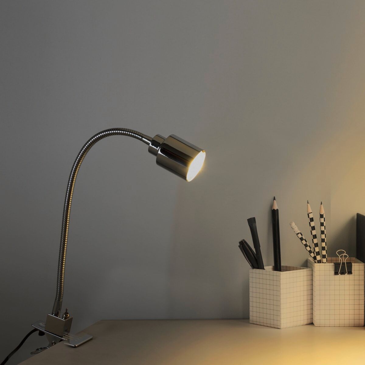 Tekla study lamp with clip, chrome metal, H37 cm, GU10=10W