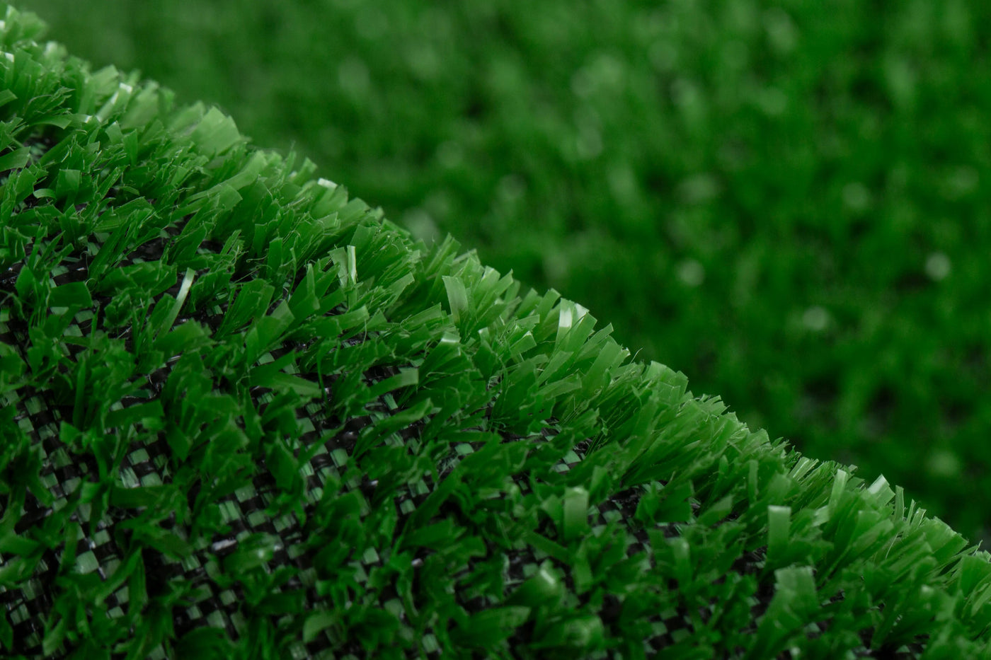 SYNTHETIC GRASS 1X5M THICKNESS 7MM