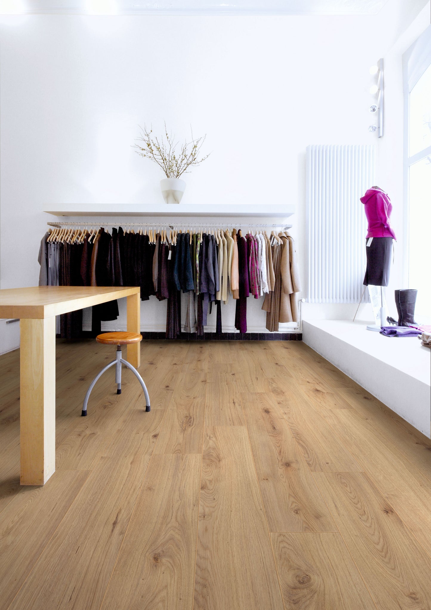MILLENNIUM OAK LAMINATE FLOORING MM7