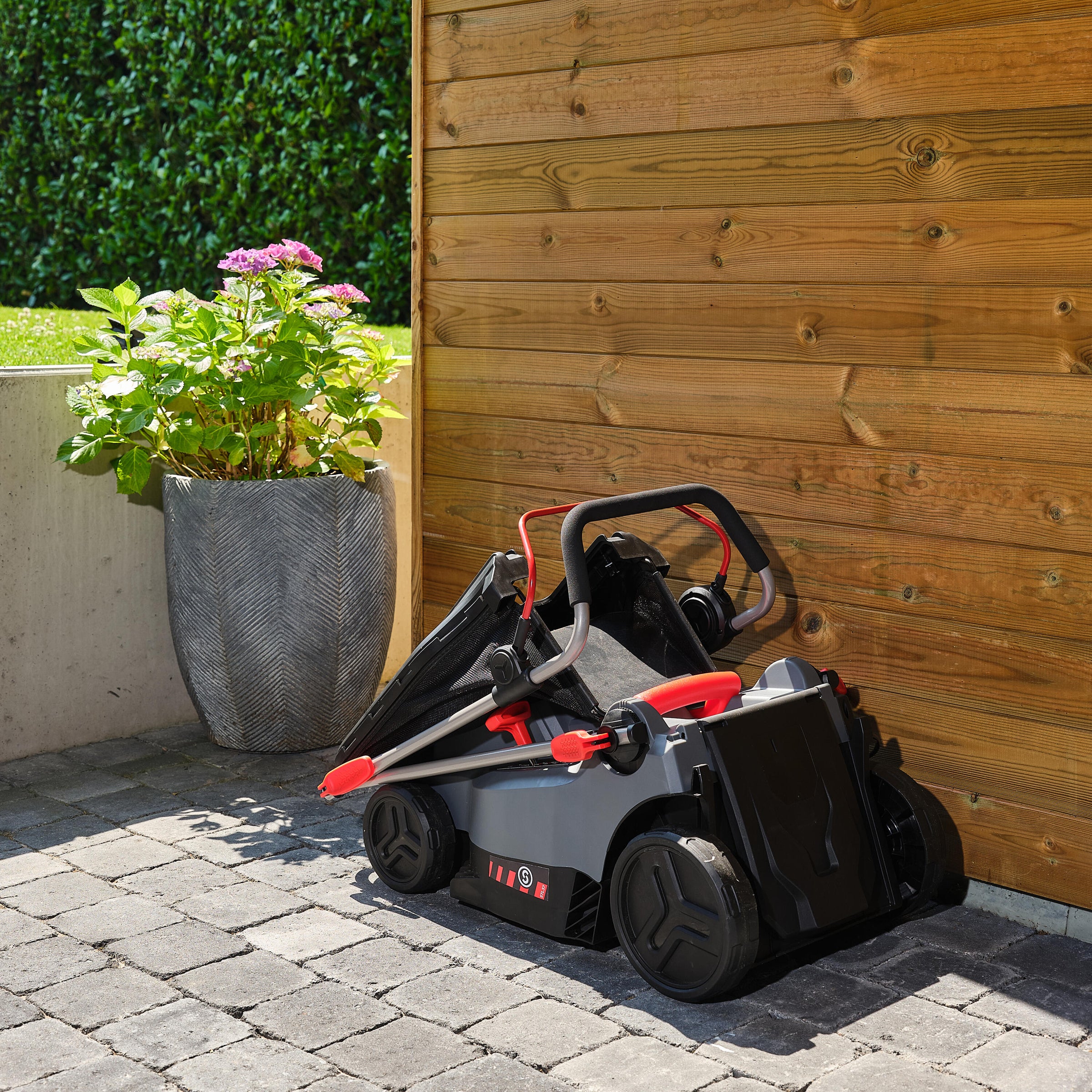 STERWINS CORDLESS LAWN MOWER 18V L 37.5 CM 2 BATTERIES INCLUDED