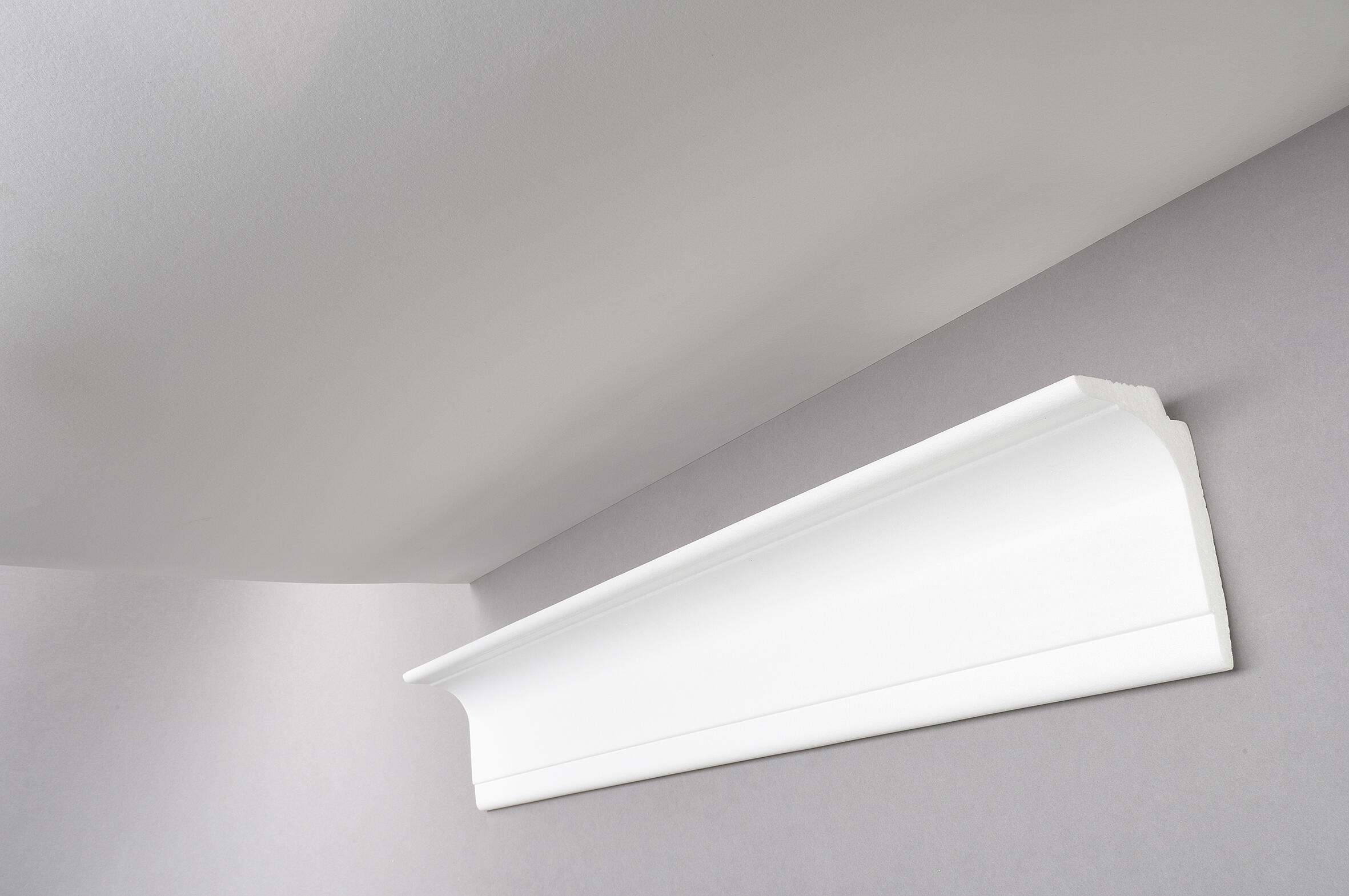 DECORATIVE POLYSTYRENE FRAME COVERS RILOGA AND FOR LED SYSTEMS SASKIA 60MMX100MMX2MT