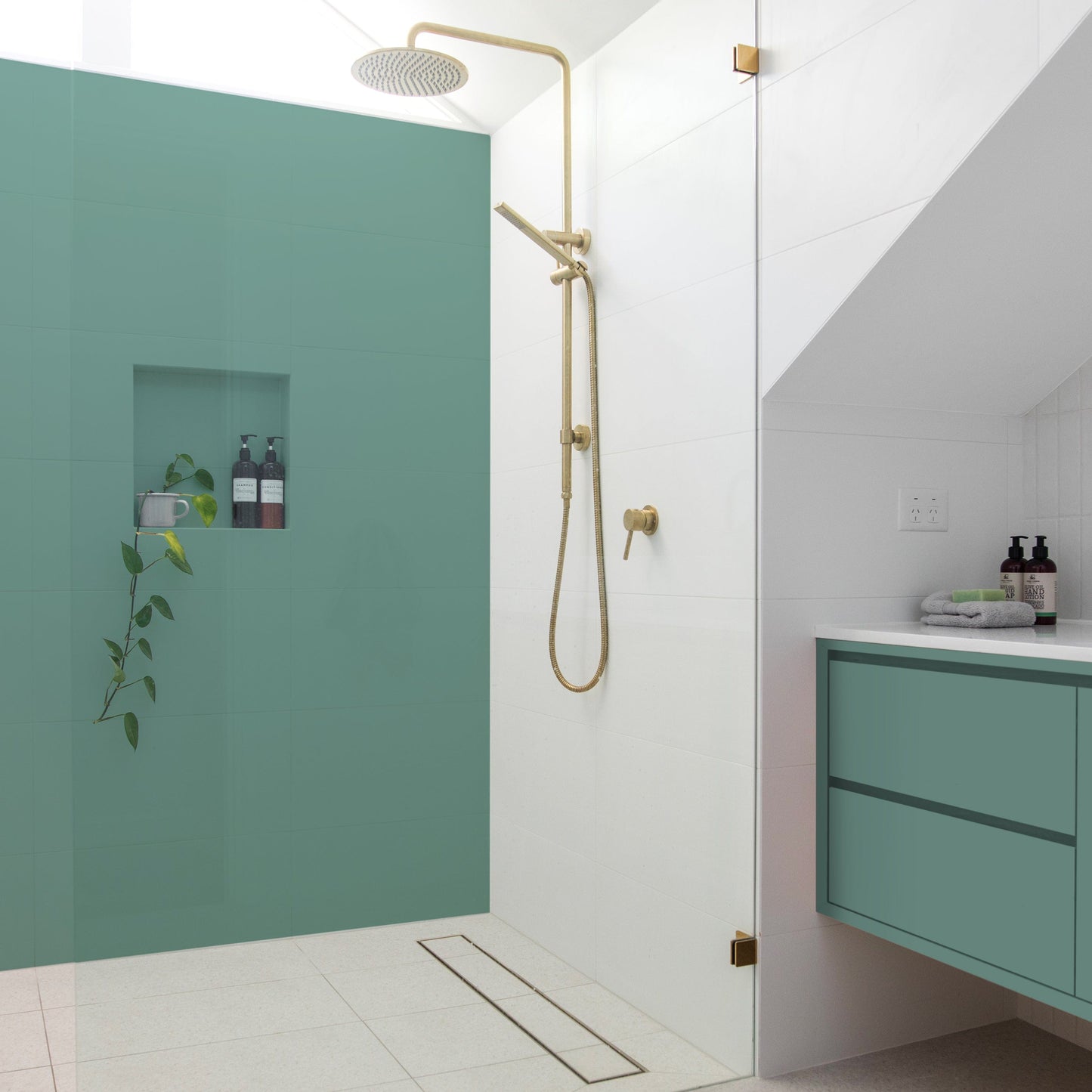 Bricocenter TWO-COMPONENT WATER-BASED SATIN SAGE GREEN TILE RESINENCE 2 LT