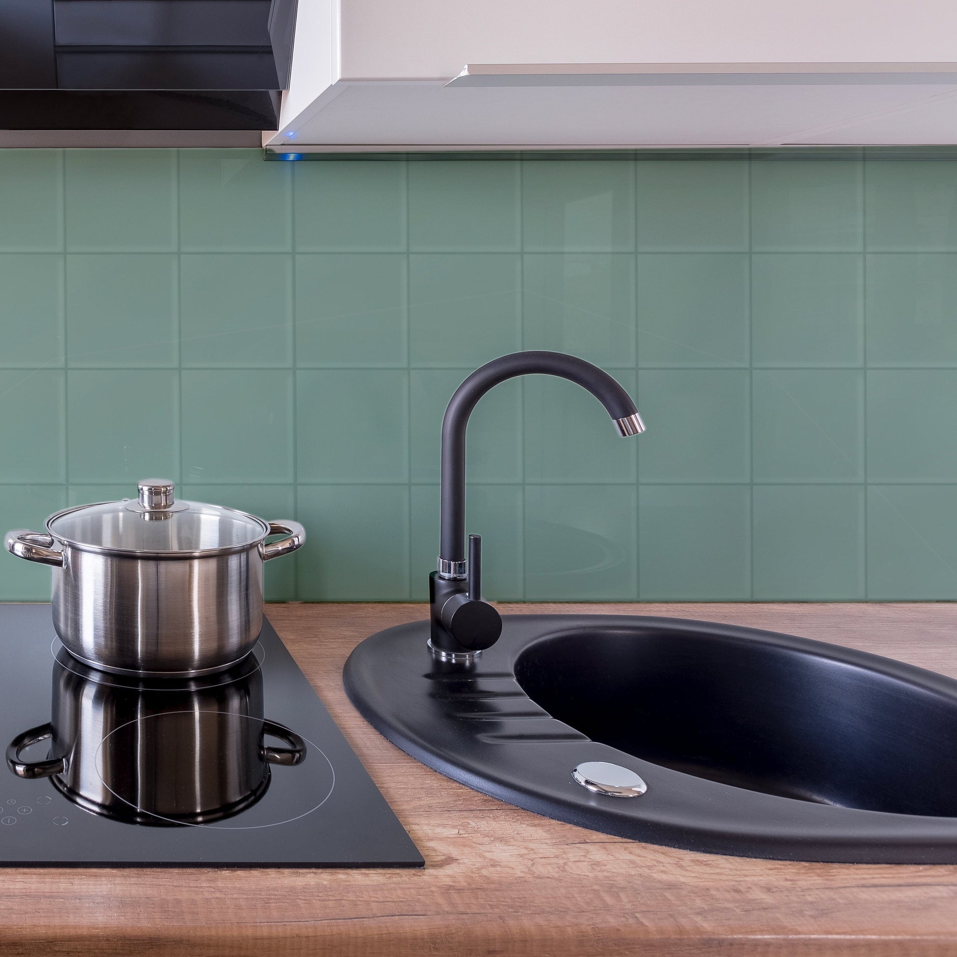 Bricocenter TWO-COMPONENT WATER-BASED SATIN SAGE GREEN TILE RESINENCE 2 LT