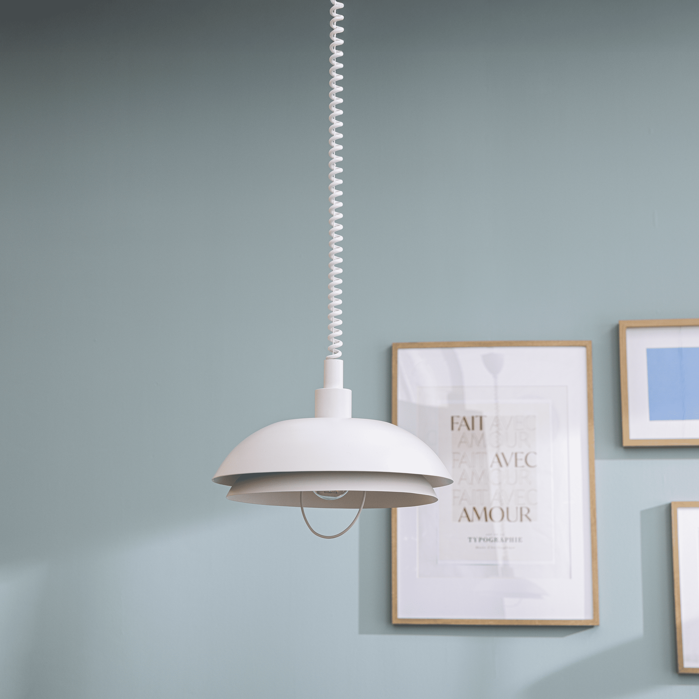 Ysalis white metal pendant light, 32 cm diameter, E27 socket (20W)