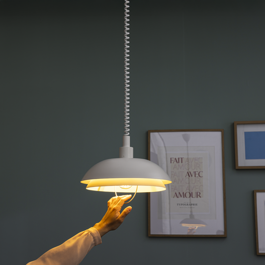 Ysalis white metal pendant light, 32 cm diameter, E27 socket (20W)