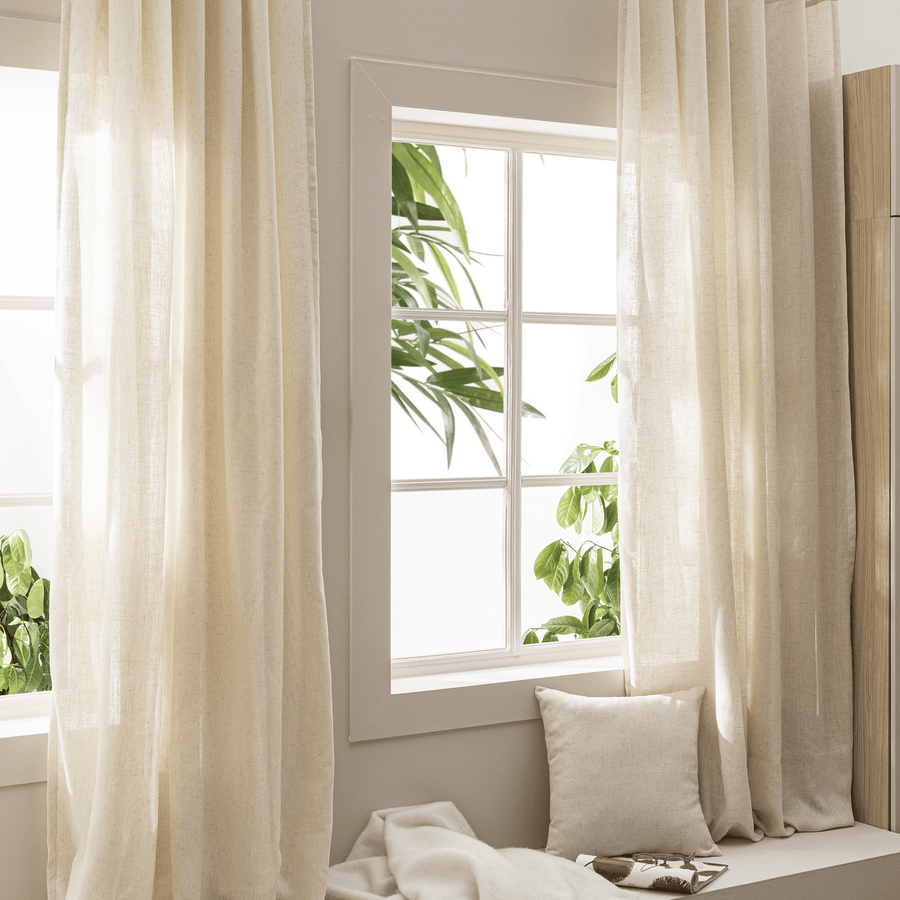Charlina curtain, 140x280cm, opaque ecru, with loops and buttons