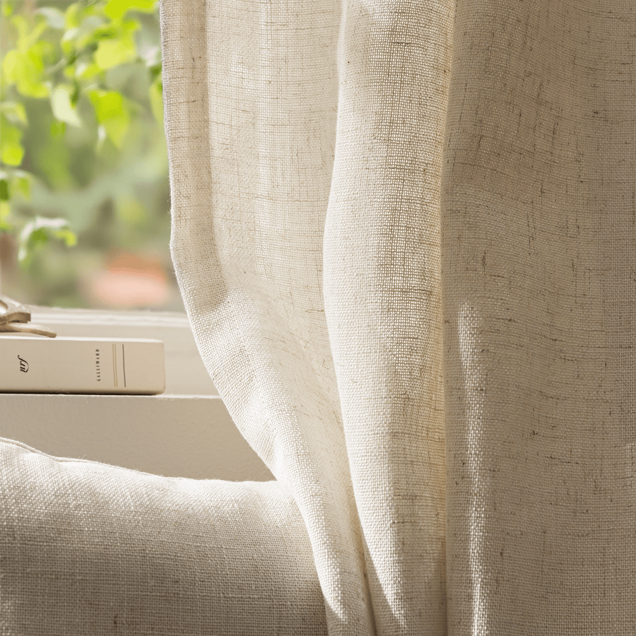 Charlina curtain, 140x280cm, opaque ecru, with loops and buttons