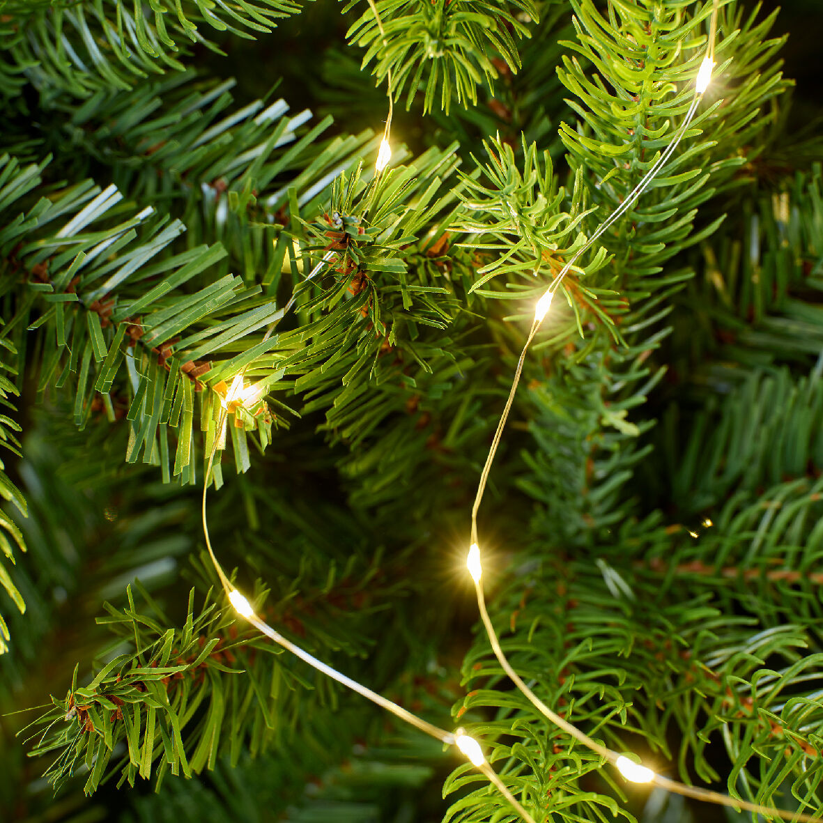 H 210 tree chain with micro-LEDs for a flashing effect