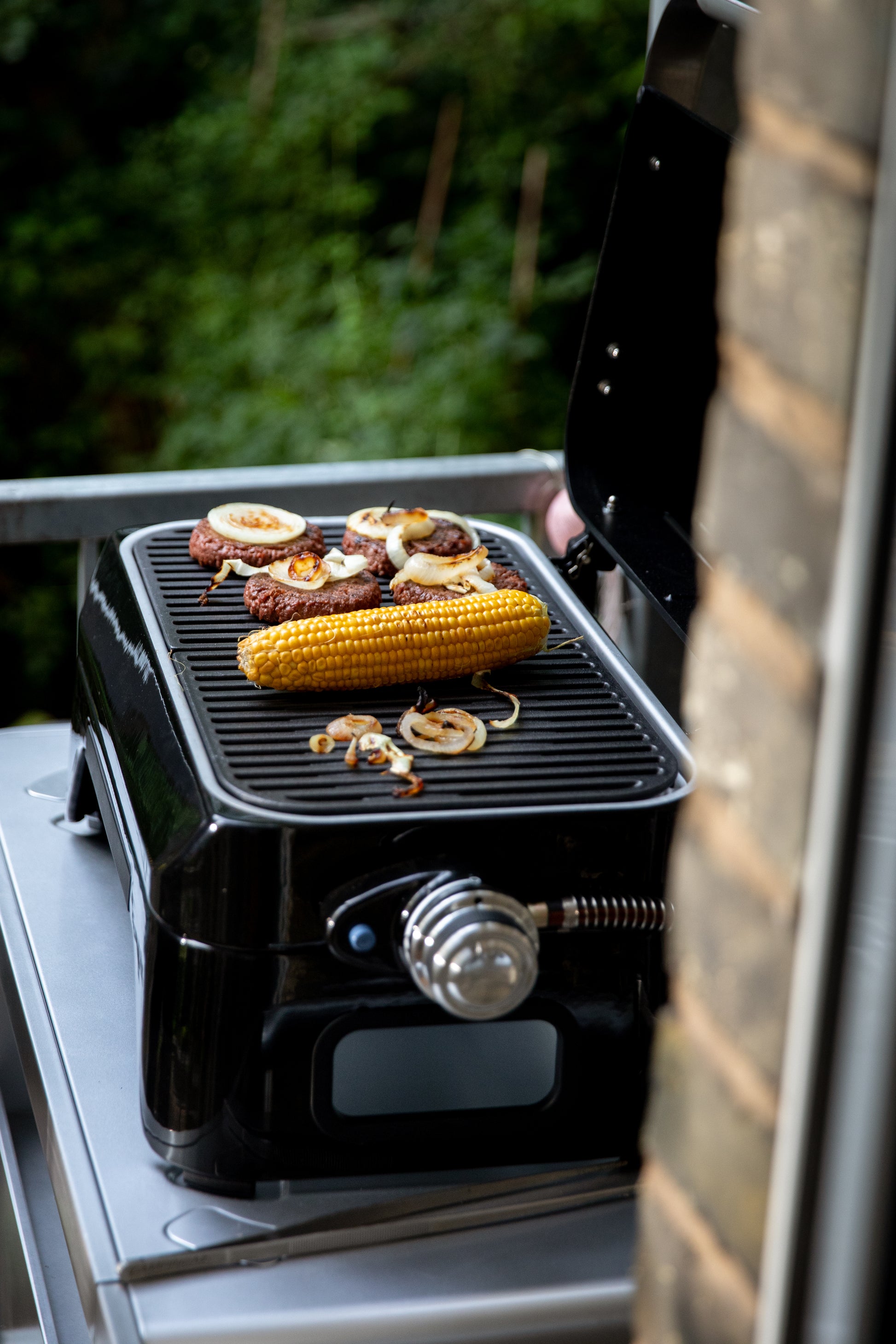 GAS BBQ ATTITUDE with VALVE CARTRIDGE CV470