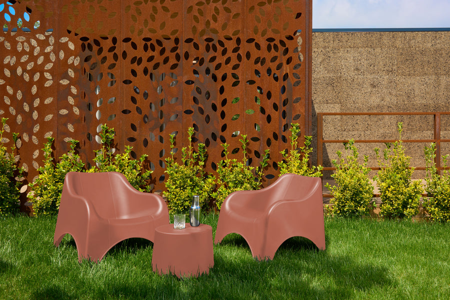 Terracotta-coloured Nuvola armchair, 71x79.5x81 cm, stackable, made of polypropylene