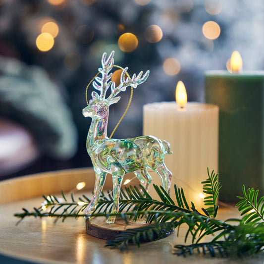 Iridescent green hanging deer with glitter, 8 x 4 x 14 cm (L x W x H), made of polystyrene