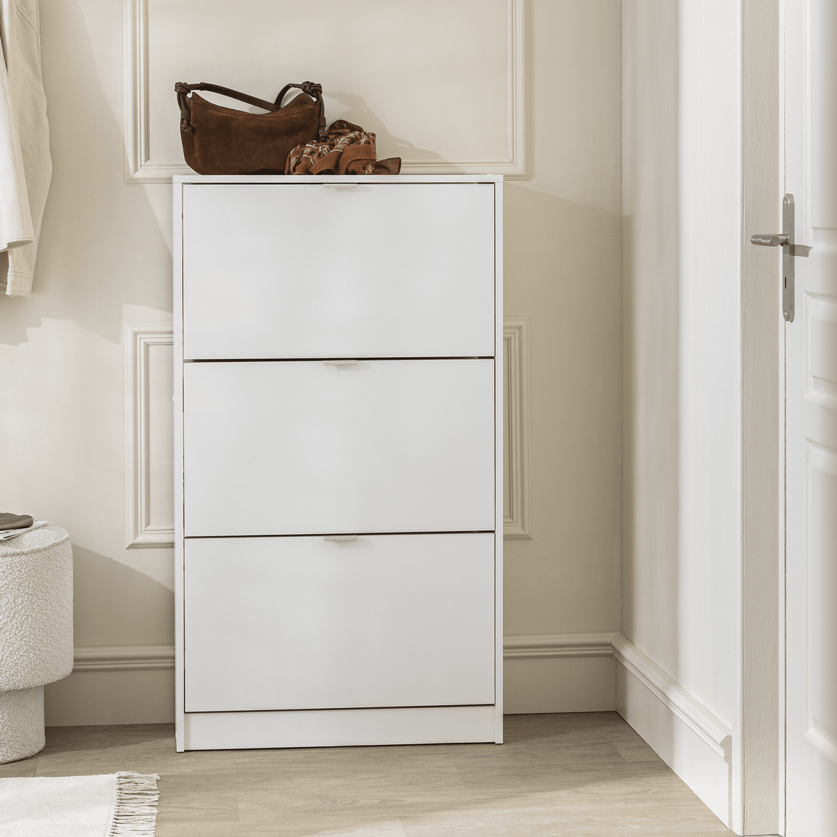 Scarpiera 3 ribalte doppia profondita' bianco 69x25x120 18 paia con piedini