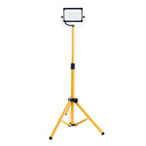 1x50W LED tripod spotlight, 5500 lm