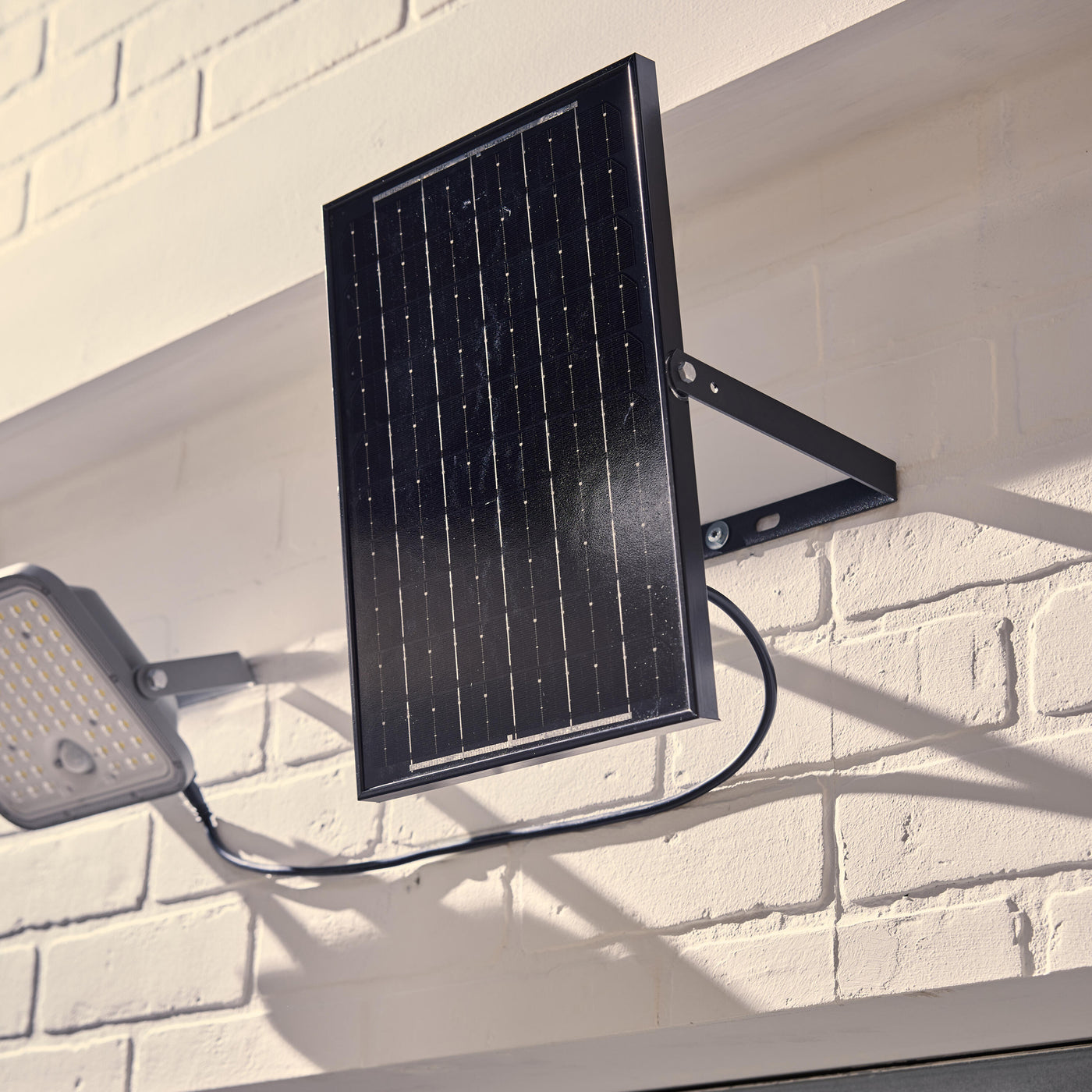 Bevo solar floodlight, 2600 lm, 4000K, with sensor, IP65