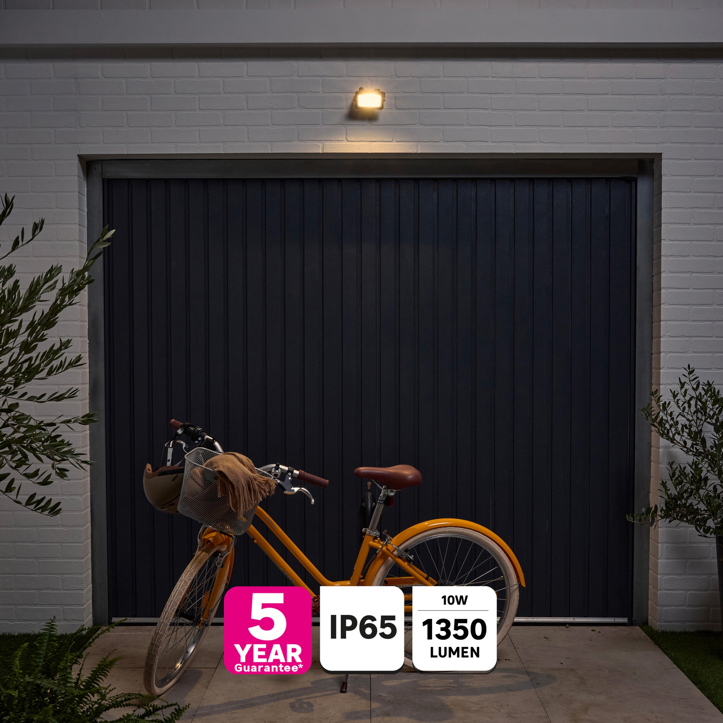Yonkers grey aluminium spotlight, 11.5 x 6.5 cm, 10W LED, CCT, IP65