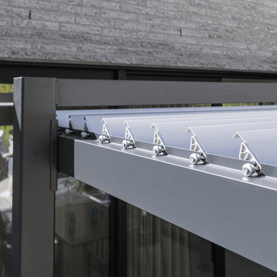 Clima Odyssea bioclimatic aluminium pergola, 320 x 358.5 cm, anthracite, Naterial