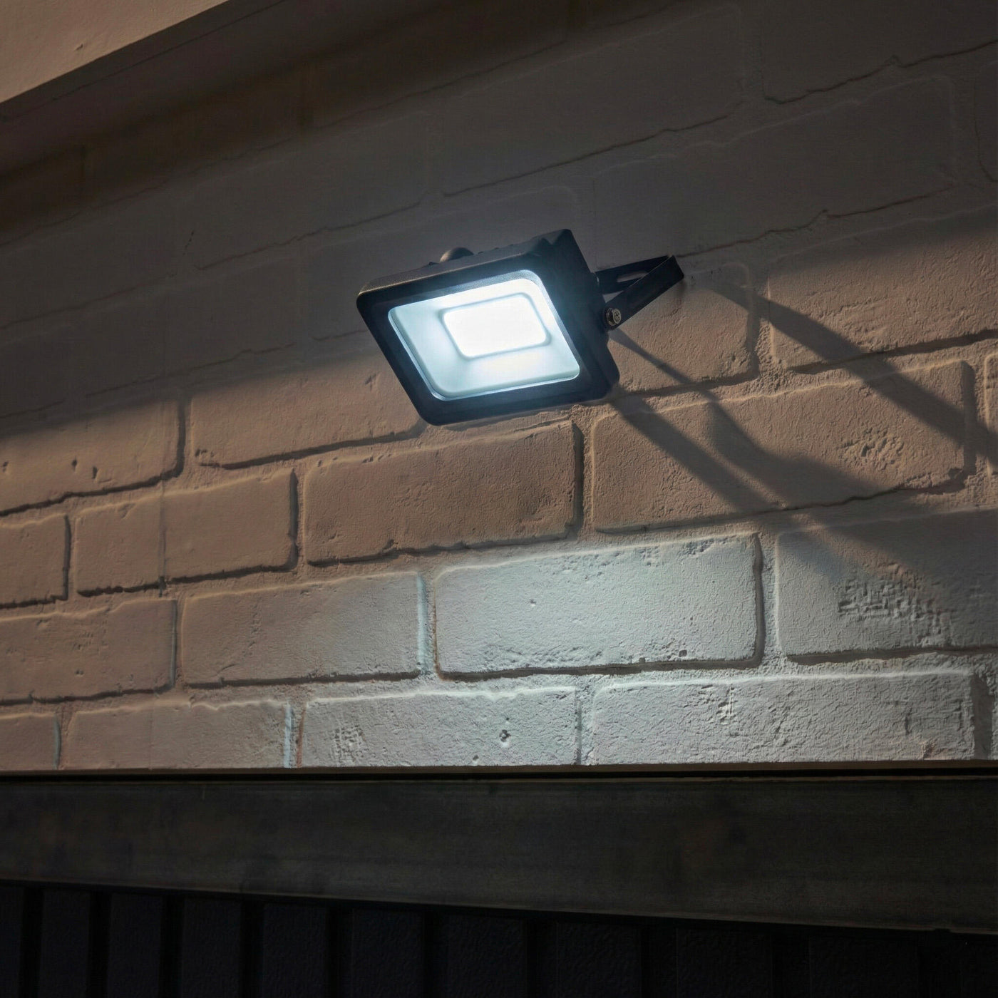Yonkers grey aluminium spotlight, 11.5 x 6.5 cm, 10W LED, CCT, IP65
