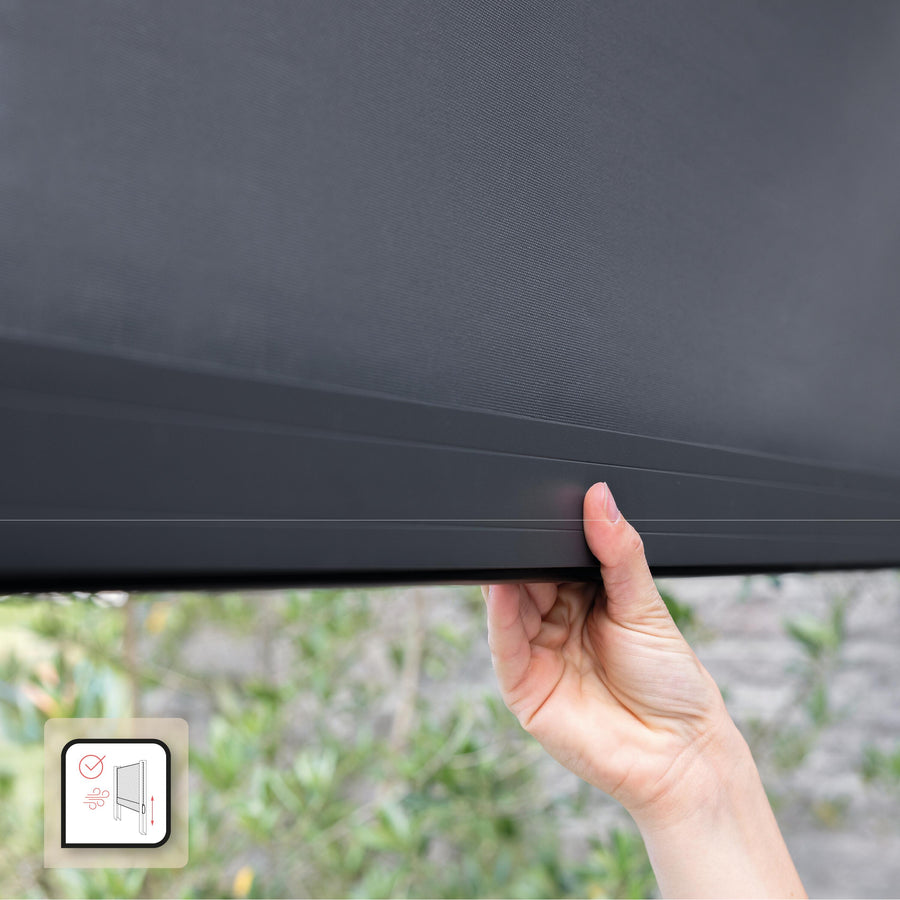 3-metre-wide anthracite-coloured Clima Astra pergola awning