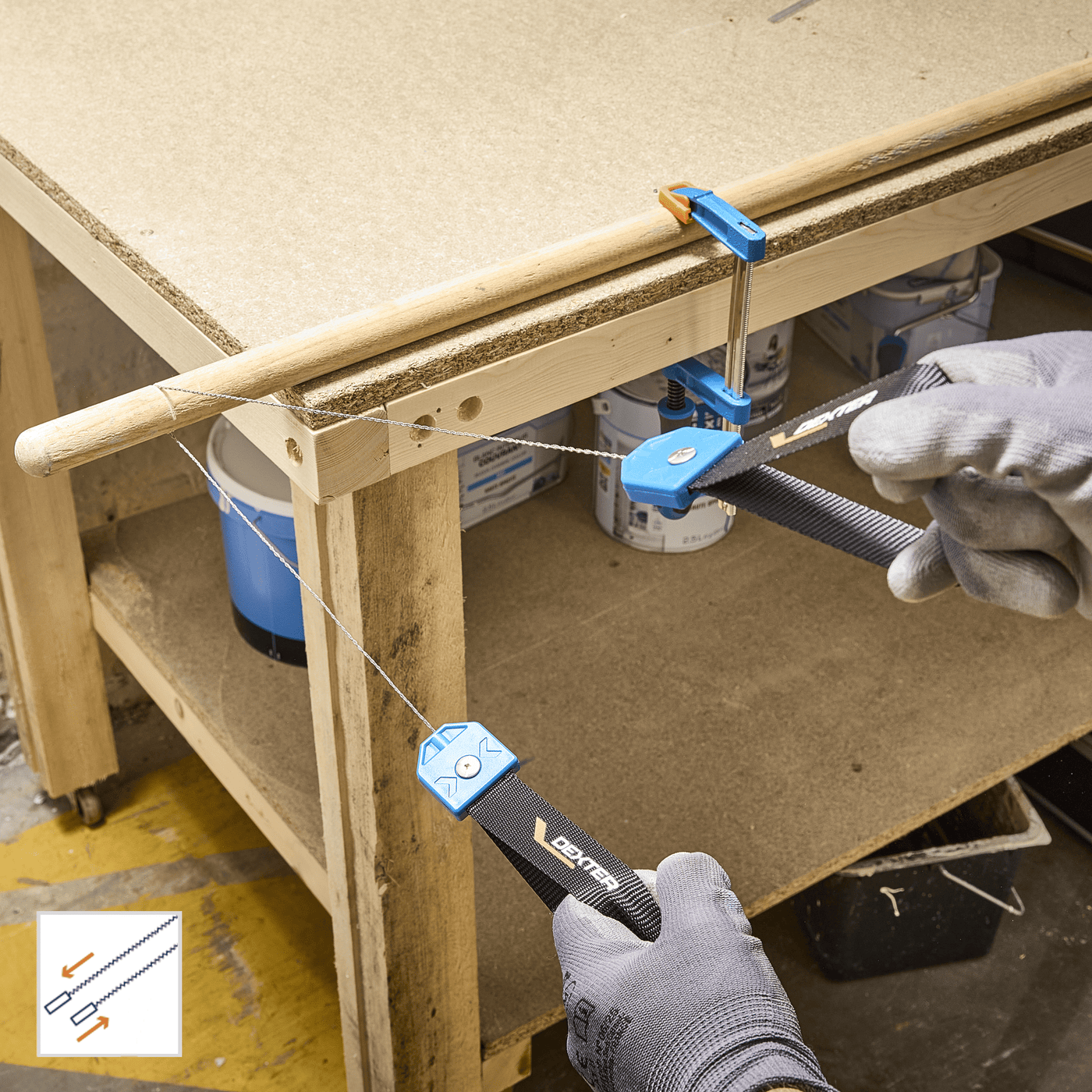 2 Dexter round-cable saws for PVC and softwood pipes