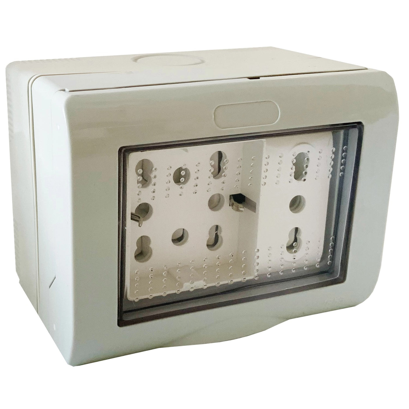 CONTAINER IP55 3-PLACE WITH UNIVERSAL SOCKET