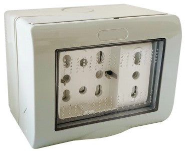 CONTAINER IP55 3-PLACE WITH UNIVERSAL SOCKET